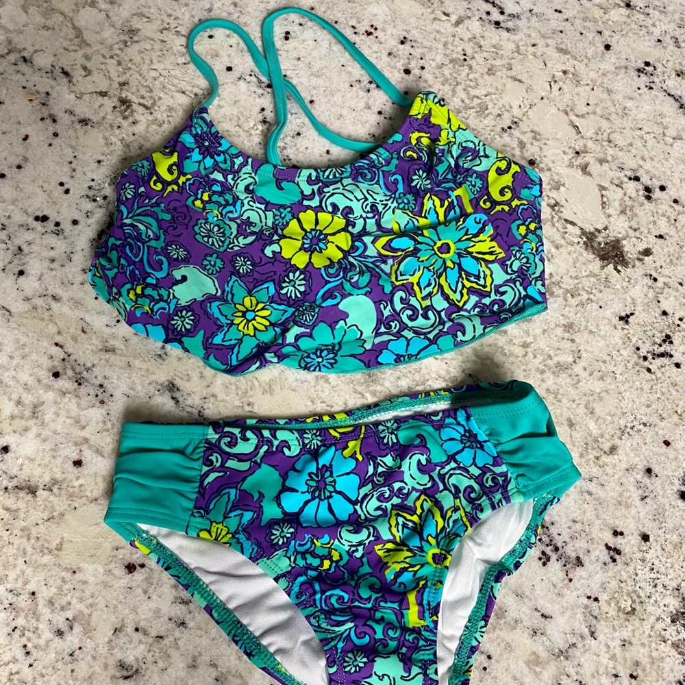 New girls bikini